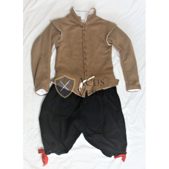 Pack doublet and trousers