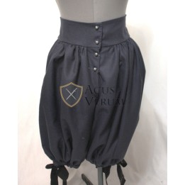 Wide trousers 17th Century