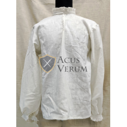 Camisa con cuello de Lechuguilla